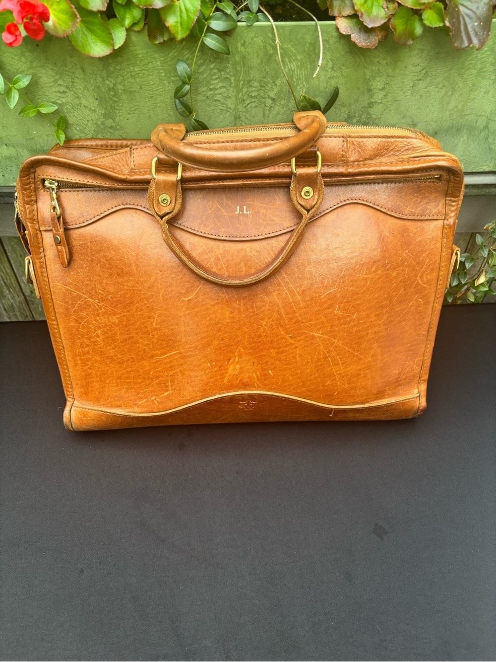 Vintage J.W. HULME Original Heavy Leather Slim Briefcase / Made in USA (brown)